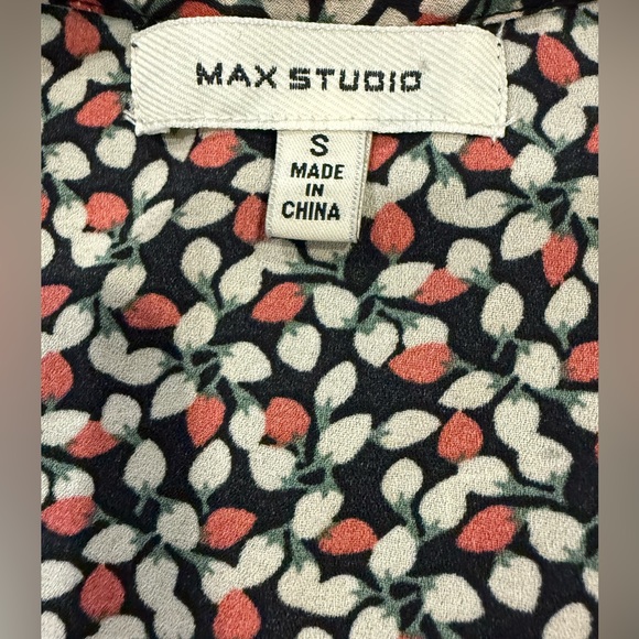 Max Studio Printed Faux Wrap Blouse Black Red Ivory Short Sleeve Size S - Picture 2 of 10